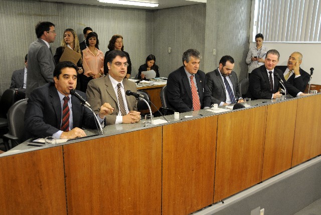 CPI-Telefoina-inicio-trabalhos-guilherme-dardanhan